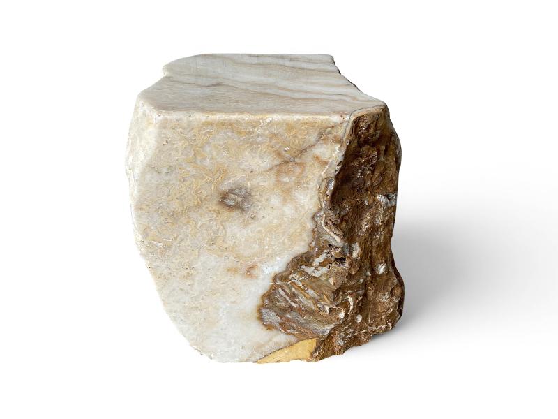 HOCKER AUS MASSIVEM NATÜRLICHEM ONYX IVORY