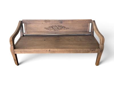 BANQUETA DE MADERA ANTIGUA